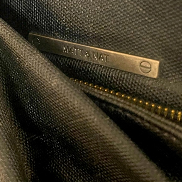 Matt & Nat tote - Picture 2 of 6